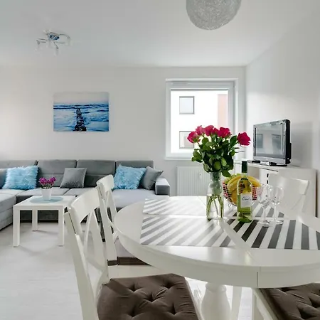 Apartamentyprzymorzu Blizej Morza Z 3 Sypialniami דירה