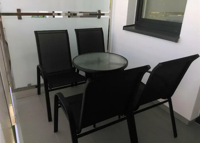 Apartamentyprzymorzu Blizej Morza Z 3 Sypialniami Apartmán *